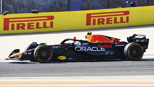 Pérez domina primeiro treino livre do GP do Bahrein de F1 - Notícia de  Fórmula 1 - Grande Prêmio