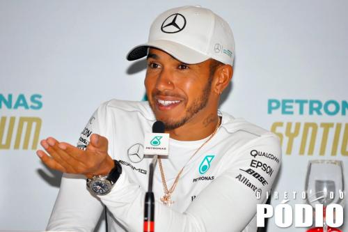 1.-Coletiva-de-Imprensa-Lewis-Hamilton-2017