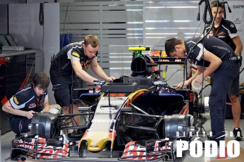 14.-GP-Brasil-de-F1-Boxes-2016