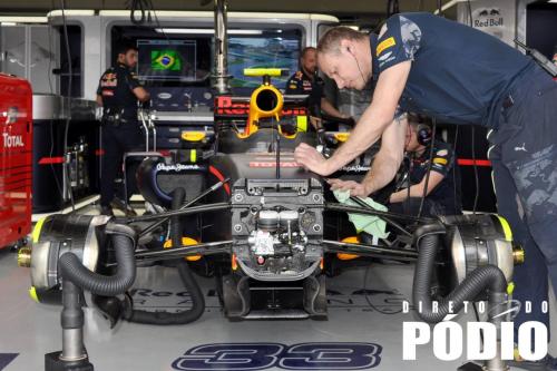 7.-GP-Brasil-de-F1-Boxes-2016